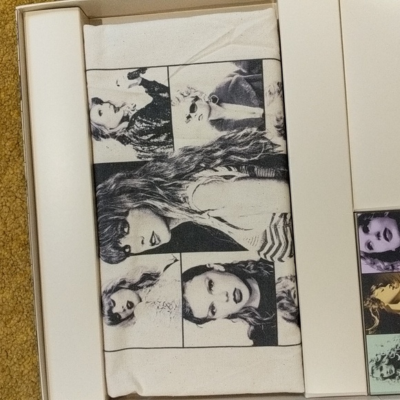 Taylor Swift VIP box - Picture 7 of 14